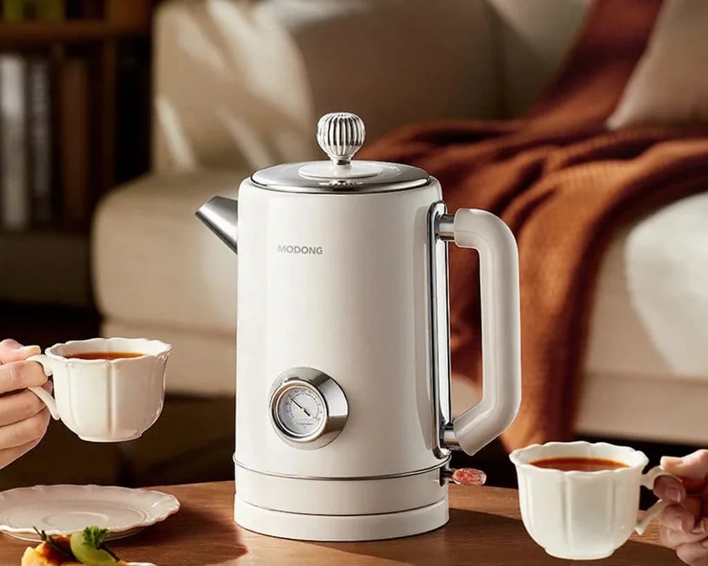 غلاية كهربائية مع إيقاف تلقائي والحفاظ على السخونة 1.8L