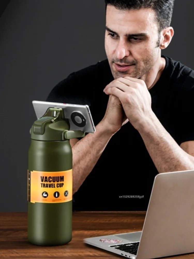 ترمس رياضي كبير مع شفاط 0.8-1.5L